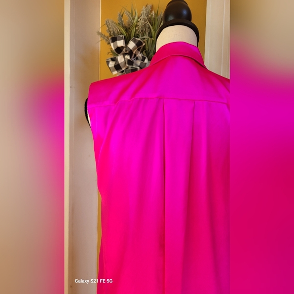 Generation Love Pink Eva Sleeveless Shoulder padded Button Down Sz. Sm NWT - Picture 8 of 13